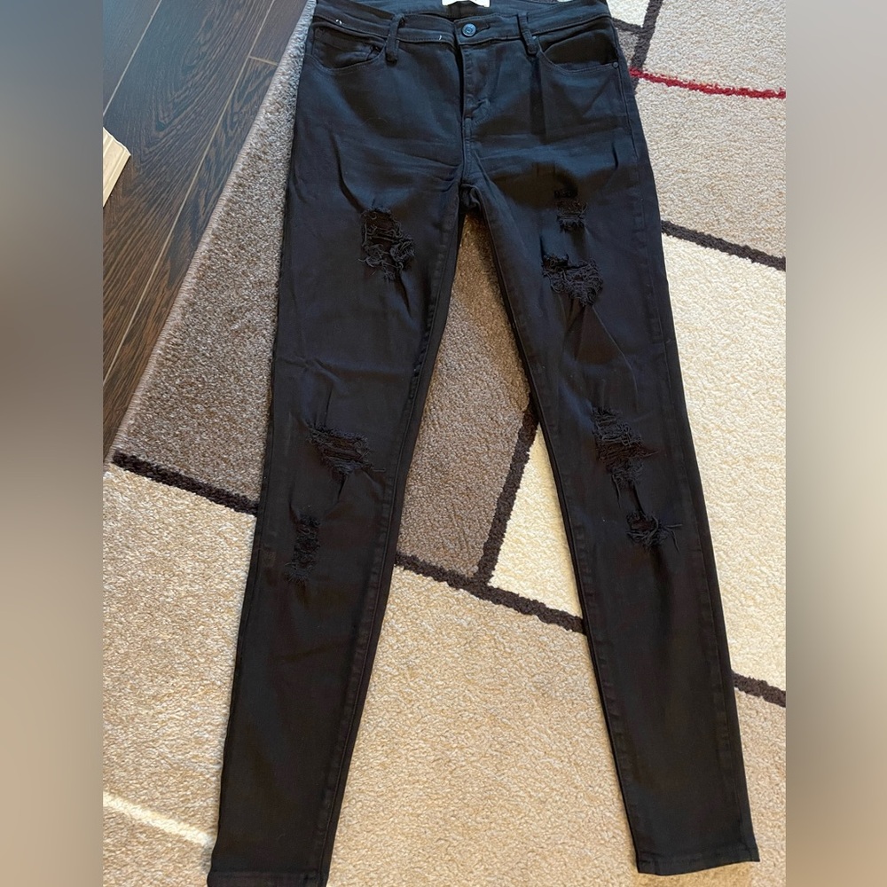 Pacsun distressed jegging size 26